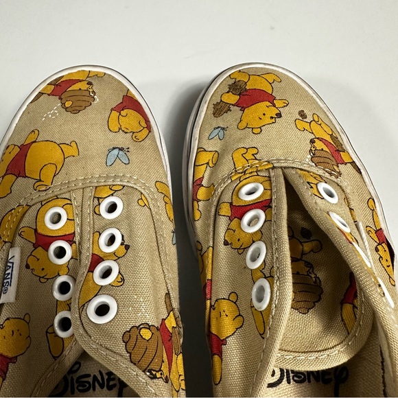 Vans Disney Winnie the pooh sneakers size 5 - Picture 9 of 9